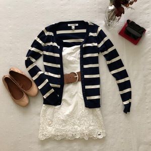 Forever21 cardigan/sweater. Perfect for layering!